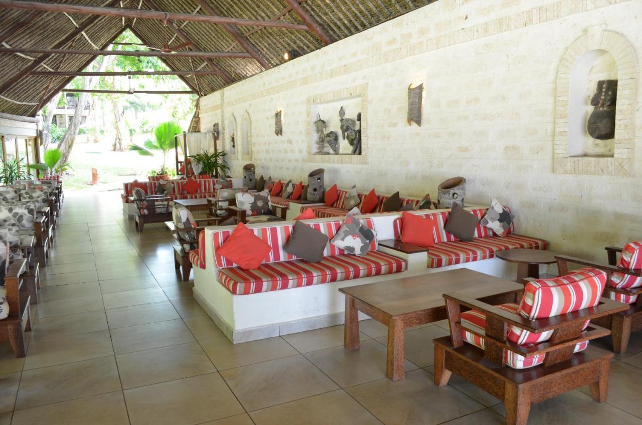 Baobab Beach Resort & Spa Diani Beach Exterior photo